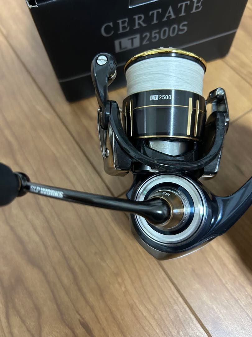 Daiwa CERTATE LT2500S スピニングリール