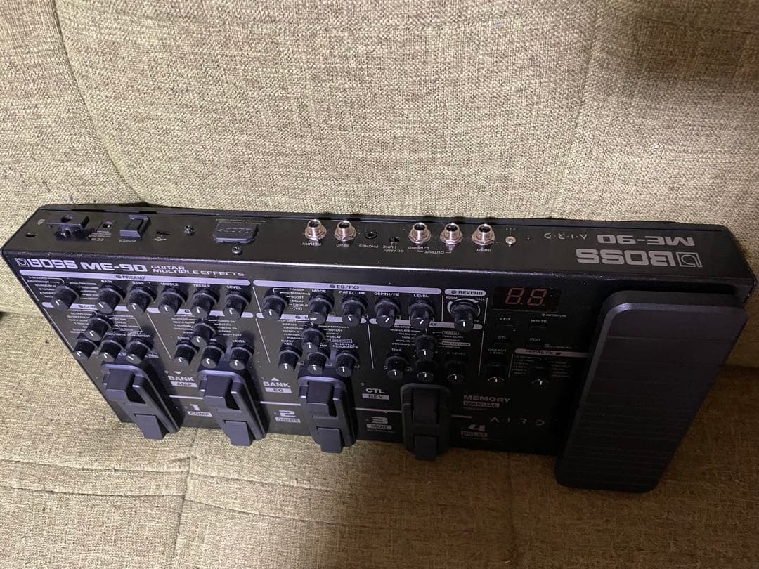 BOSS ME-90 ギターマルチエフェクター