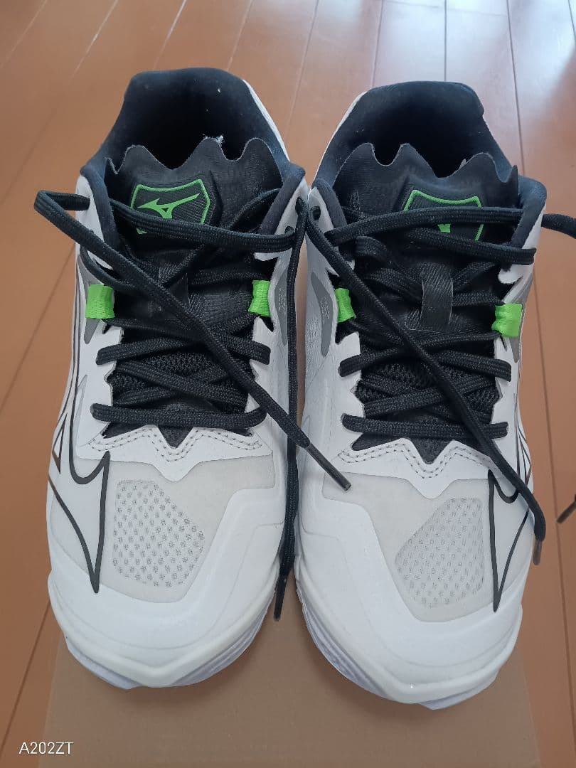 値下げ☆Mizuno バレーボールシューズ ホワイト/ブラック/グリーン24cm