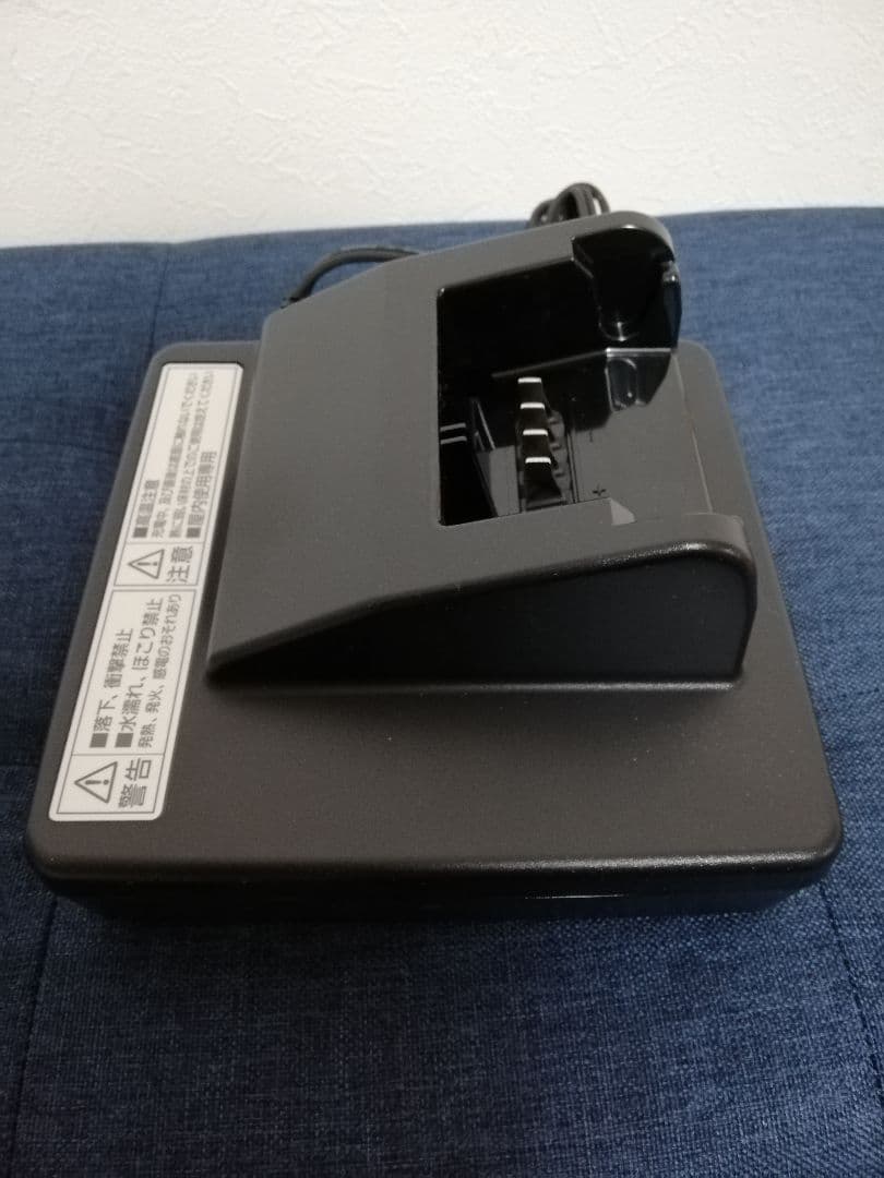 Panasonic NKJ075Z 充電器