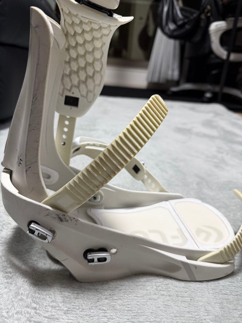 FLUX XF ホワイト スノーボードビンディング