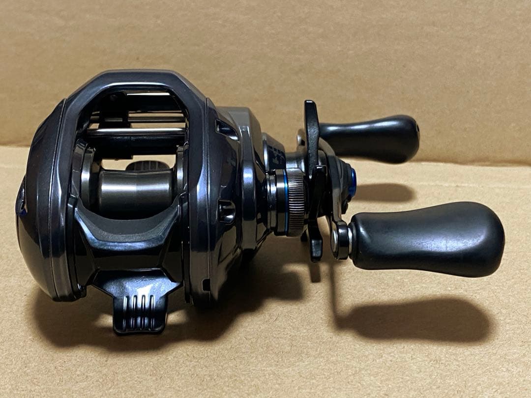 大幅値下げ‼️美品‼️機関良好‼️シマノ24SLX 70 右ハンドル仕様