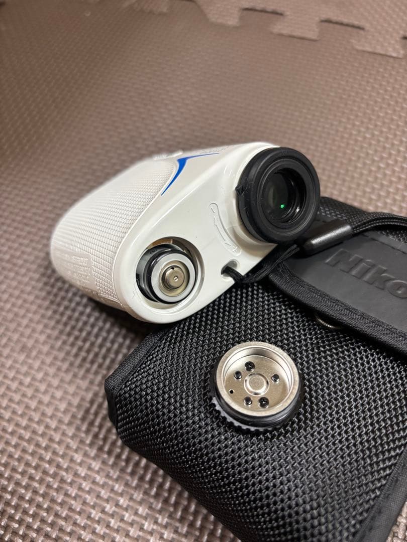 【週末限定値下げ】 Nikon クールショット20 ゴルフ用レーザー距離計