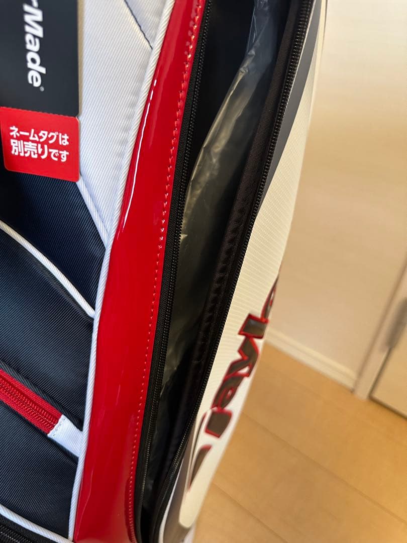 未使用新品TaylorMade トゥルーライトキャディバッグ