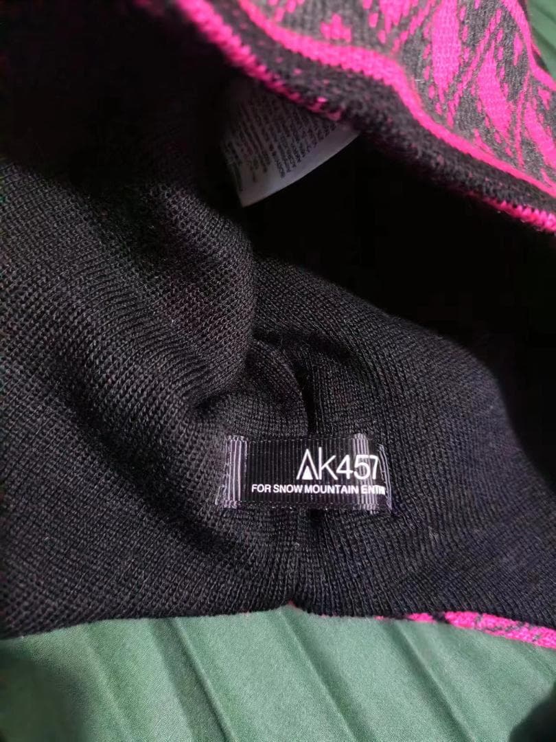 新品Burton バートン ak Earflap Beanie