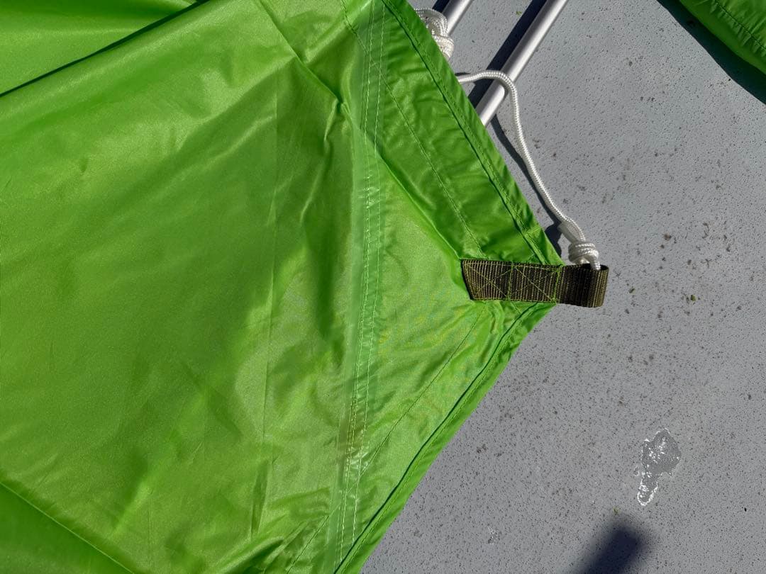 mont-bell MINI TARP HEXAGON 緑　ポール付き