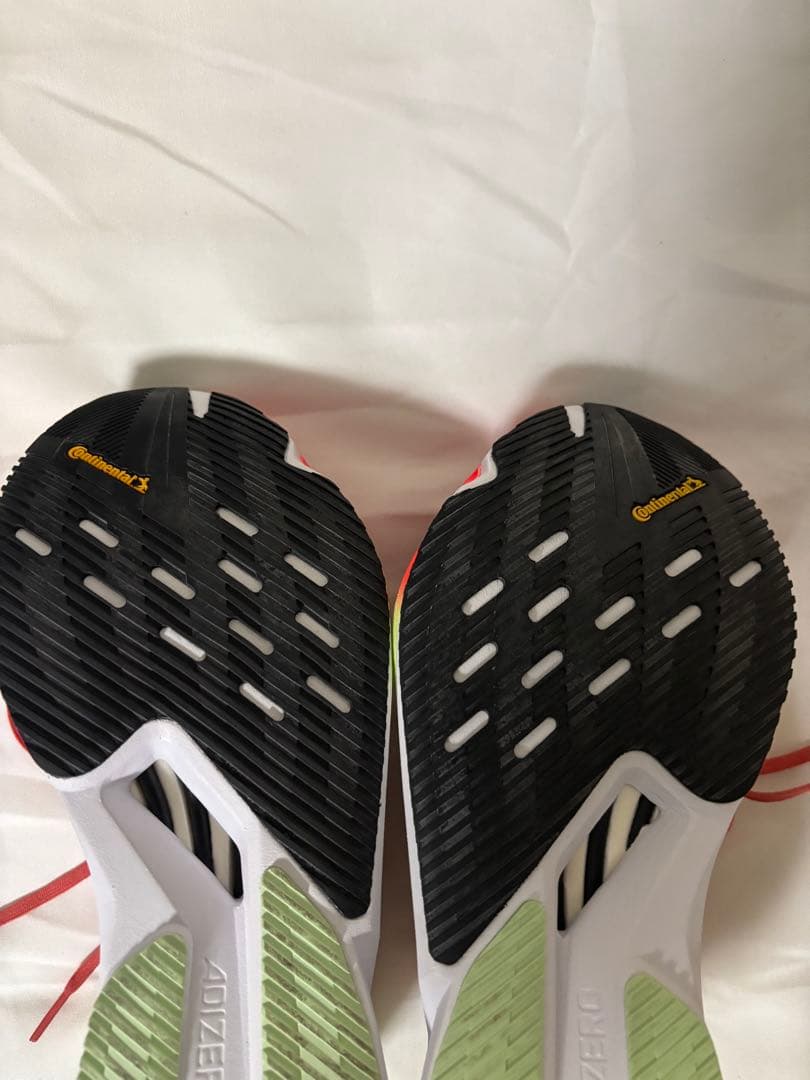 adidas　アディゼロボストン12 26センチ　美品