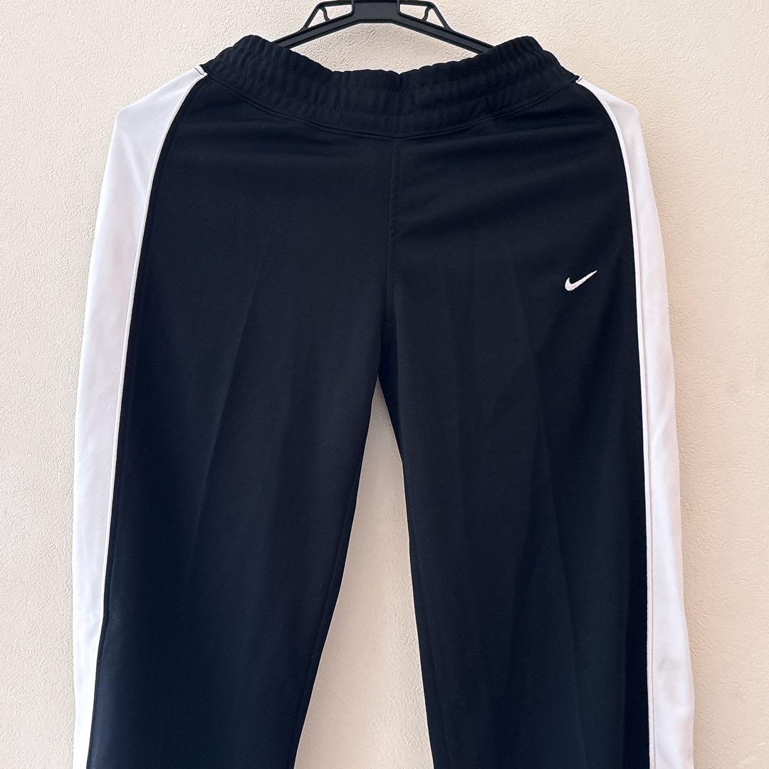 NIKE ナイキ ジャージ上下セットMセットアップ 刺繍ロゴ ブラック黒白レトロ