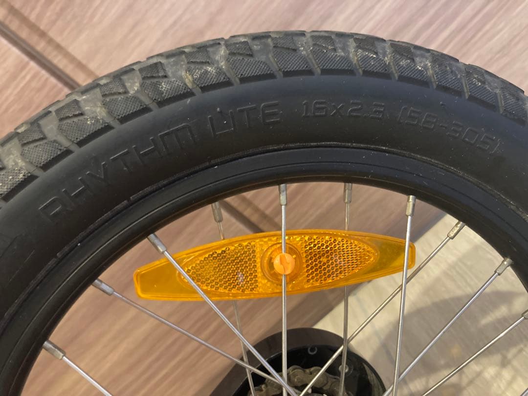 スペシャライズドSPECIALIZED リップロック RIPROCK 16インチ
