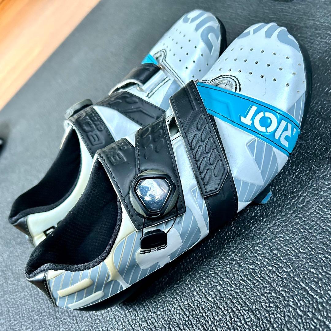 C*Z様 BONT Riot シューズとシマノ ビンディングペダル