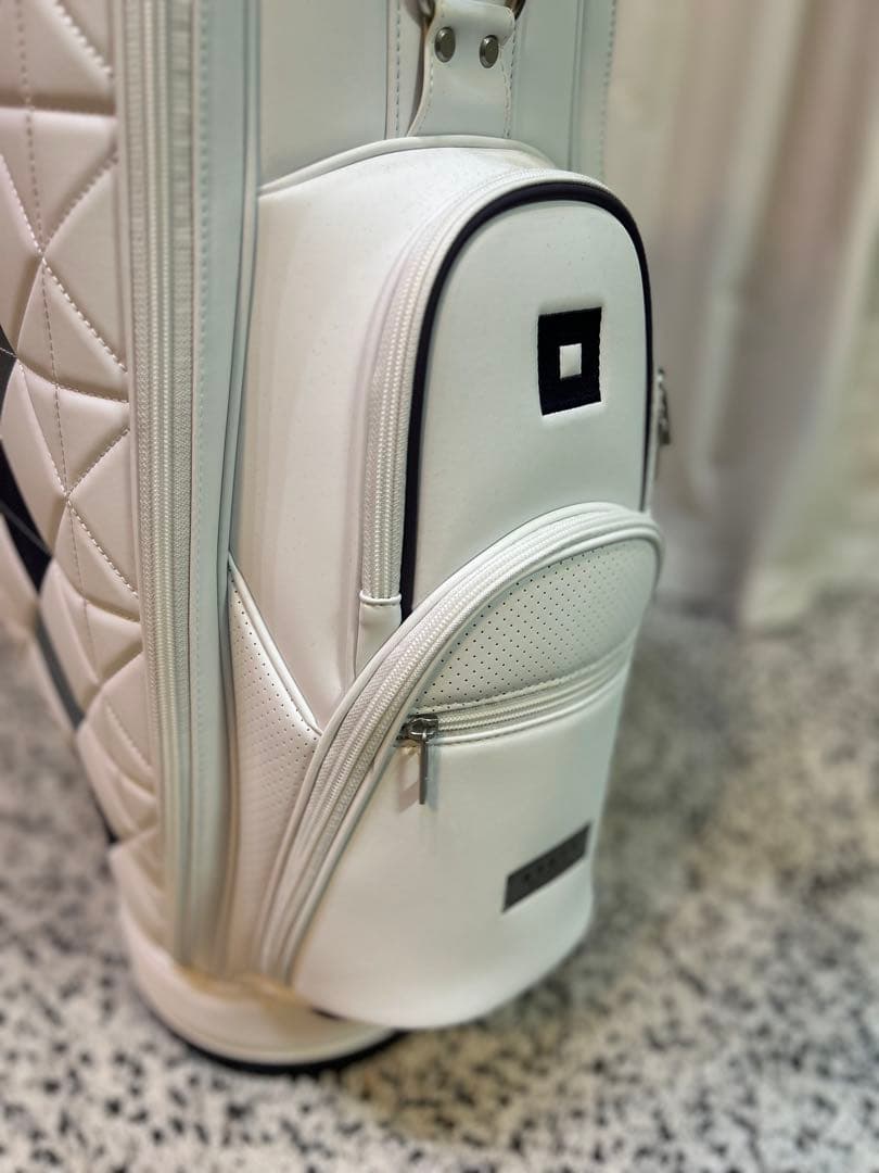 【しおこさん専用】新品 ONOFF Caddie Bag OB7925