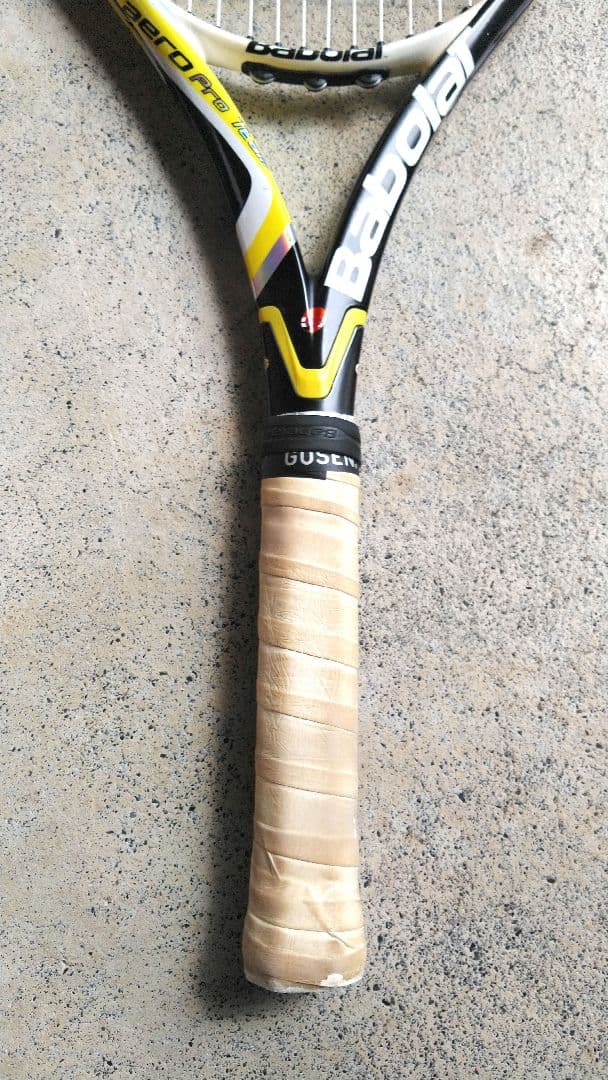 【Babolat】 Aero Pro 　バボラエアロプロ　テニスラケット　硬式
