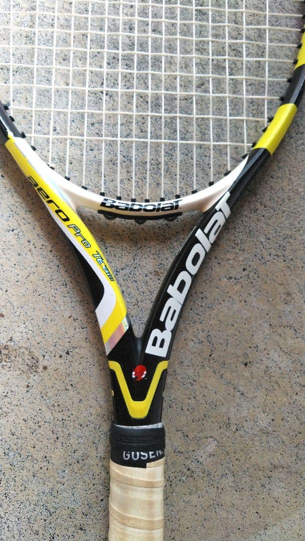 【Babolat】 Aero Pro 　バボラエアロプロ　テニスラケット　硬式