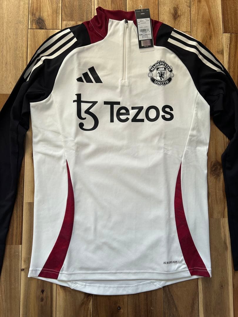 【新品・正規品】adidasマンチェスター・ユナイテッド トレーニングトップ Ｌ