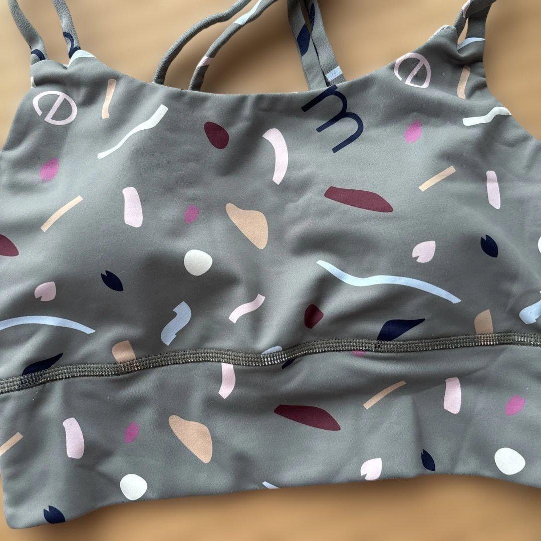 【新品】emmiyoga ヨガウェア　ブラトップ