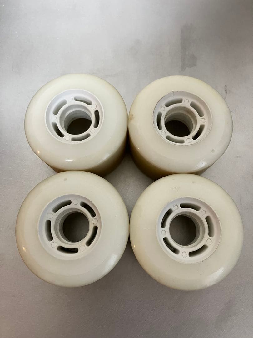 VENOM Harlot 71mm ウィール 4個セット ステッカー付き