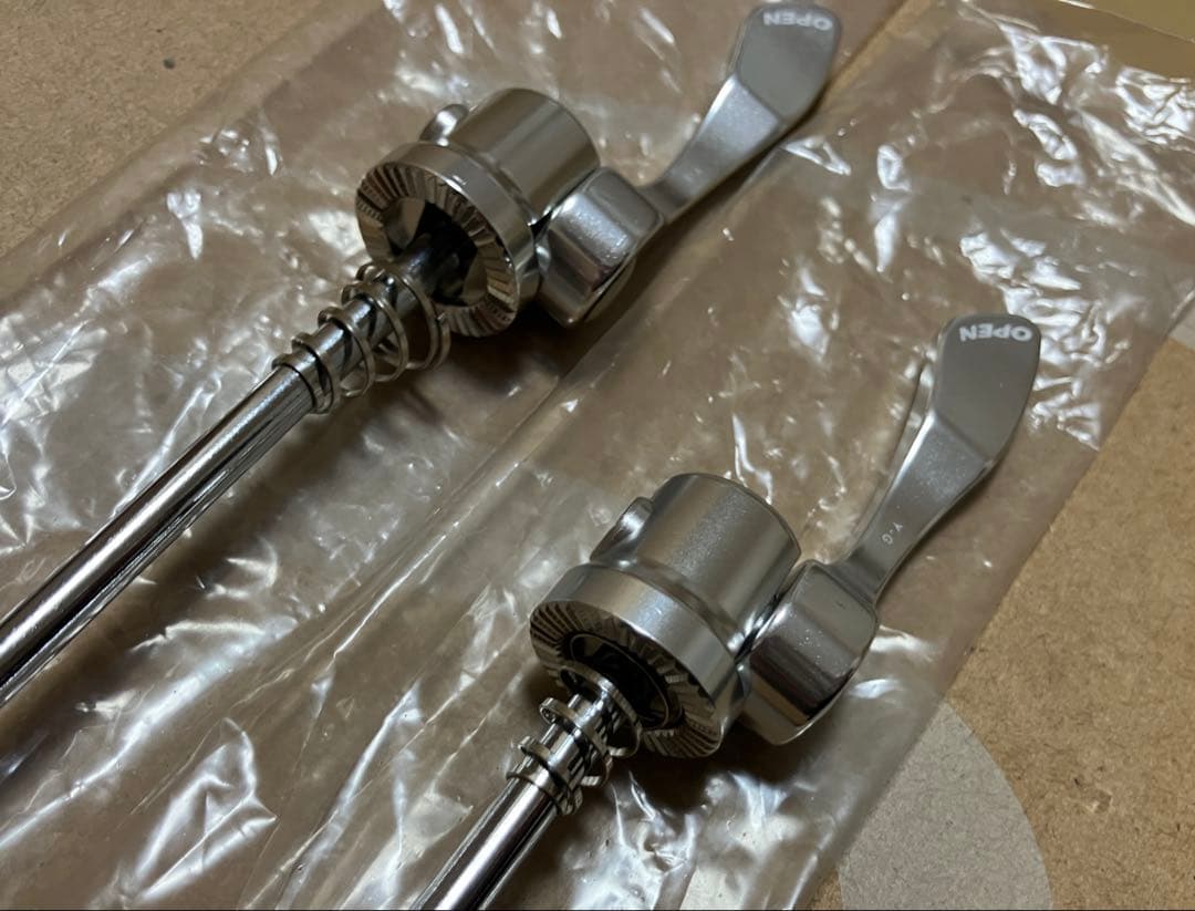 新品 ベロシティ クイックリリース 100mm 135mm 前後セット