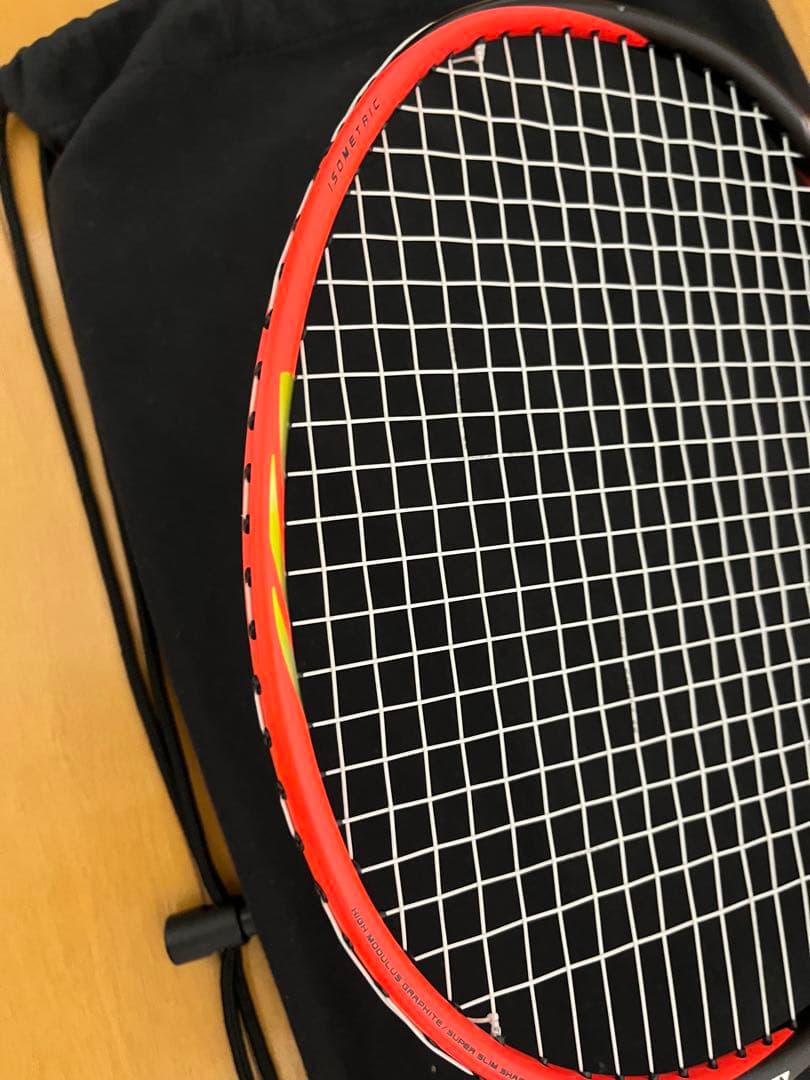 YONEX アストロクス77 4UG5 シャインレッド