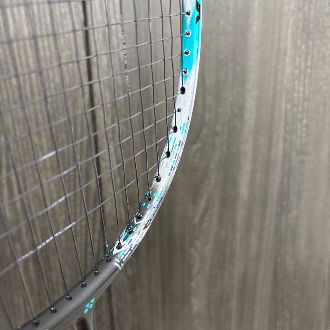 YONEX アストロクス 88Dプロ 4UG5 ①