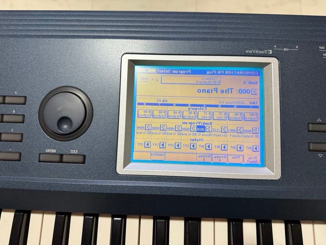 &中古 KORG コルグ 電子ピアノ TRITONEXT61 動作確認済