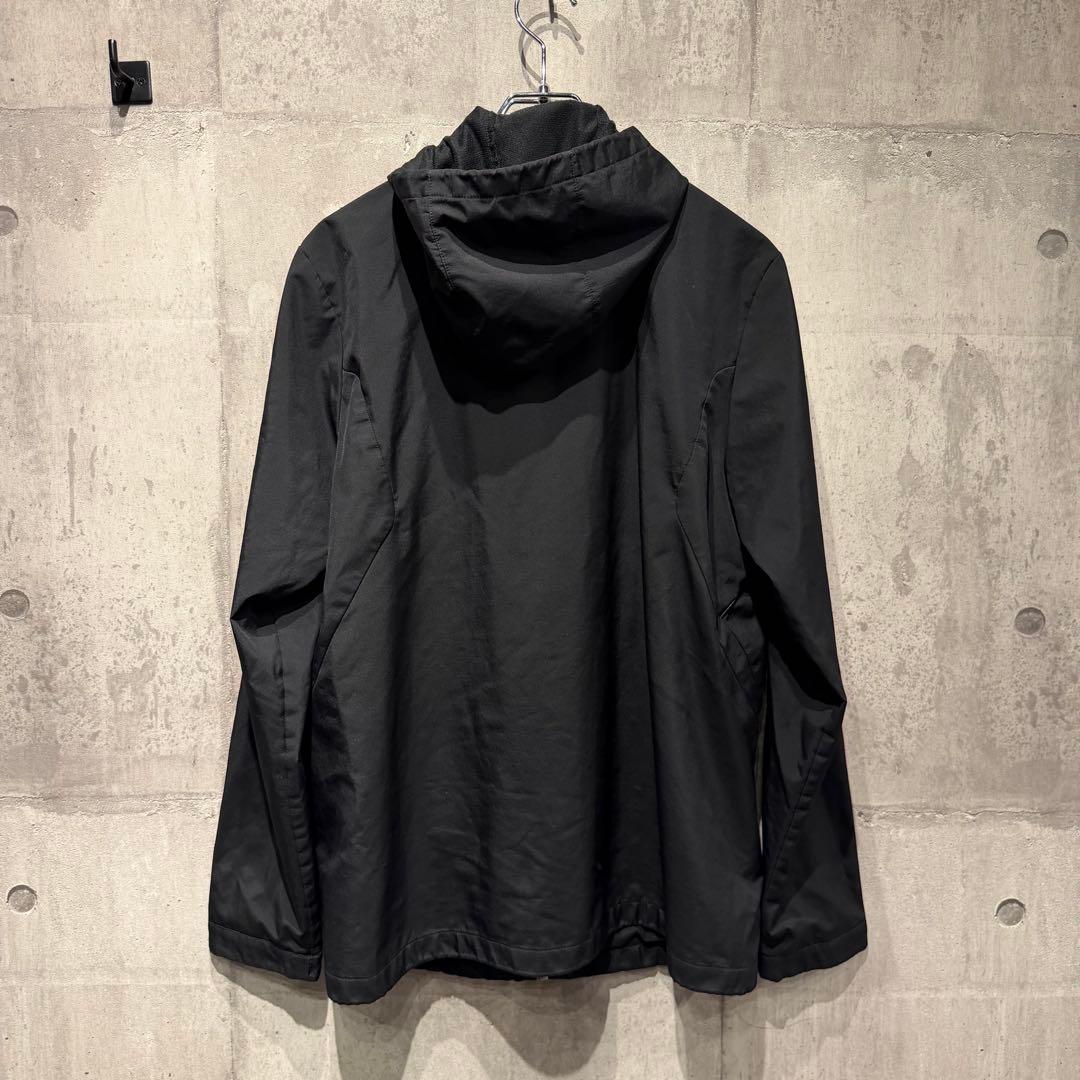 adidas ACミラン ナイロンジャケット 黒赤 フード付 3ライン サッカー
