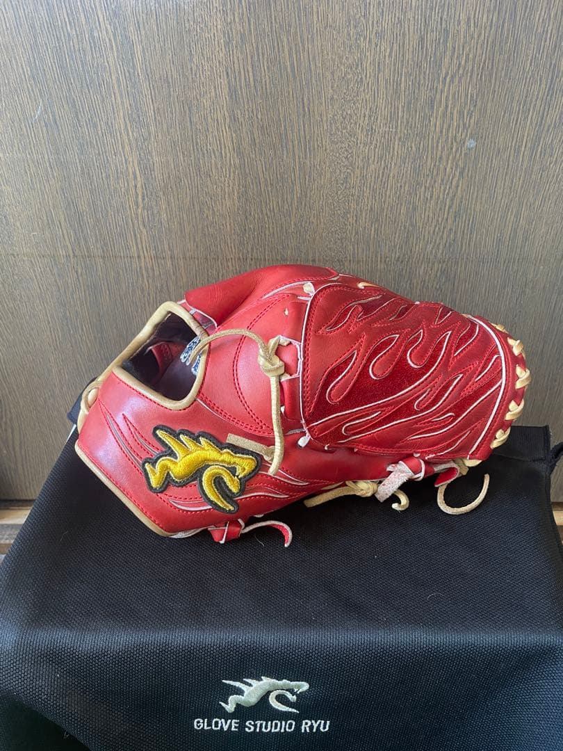 RYU 限定硬式投手用グローブ
