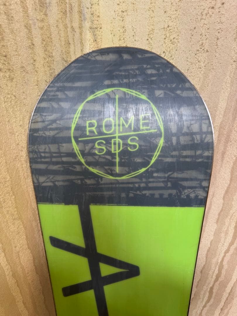 ROME SDS AGENT 152 Burton Malavita セット