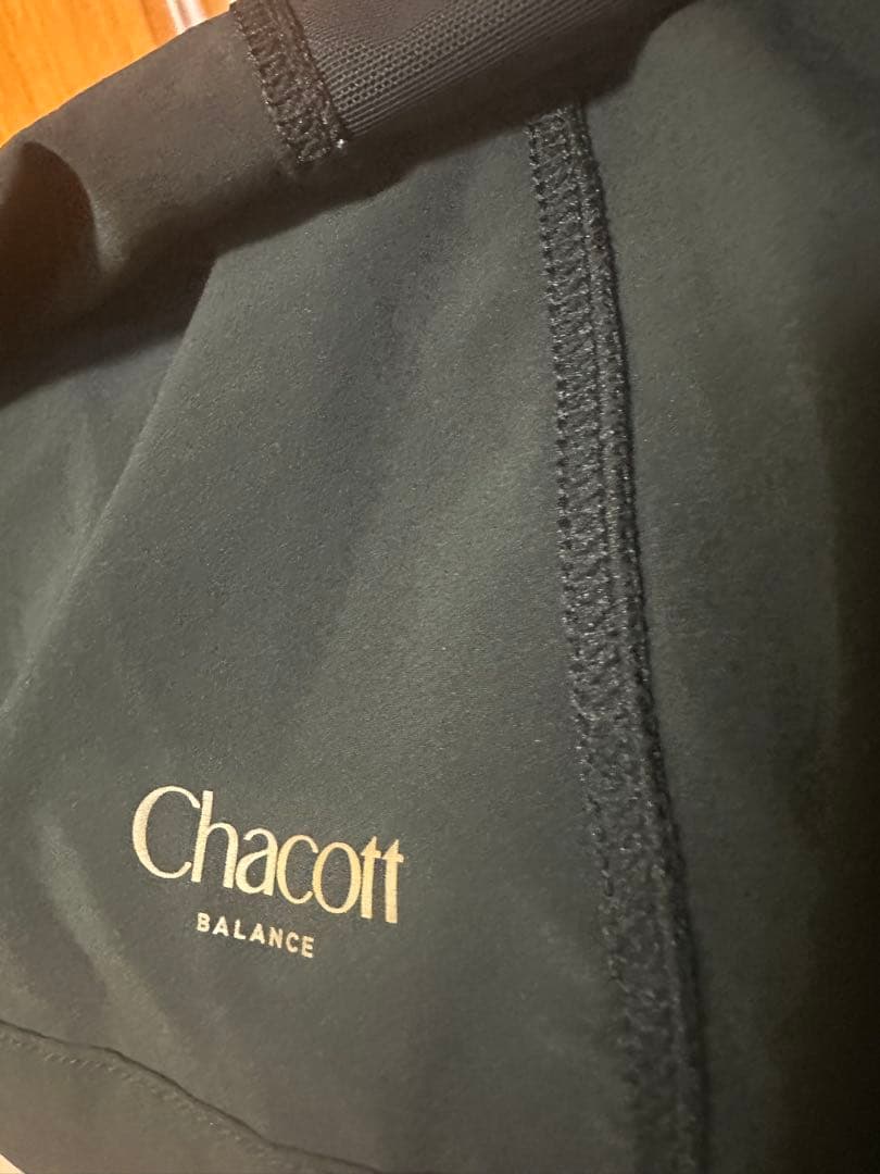 Chacott balanceパーカー