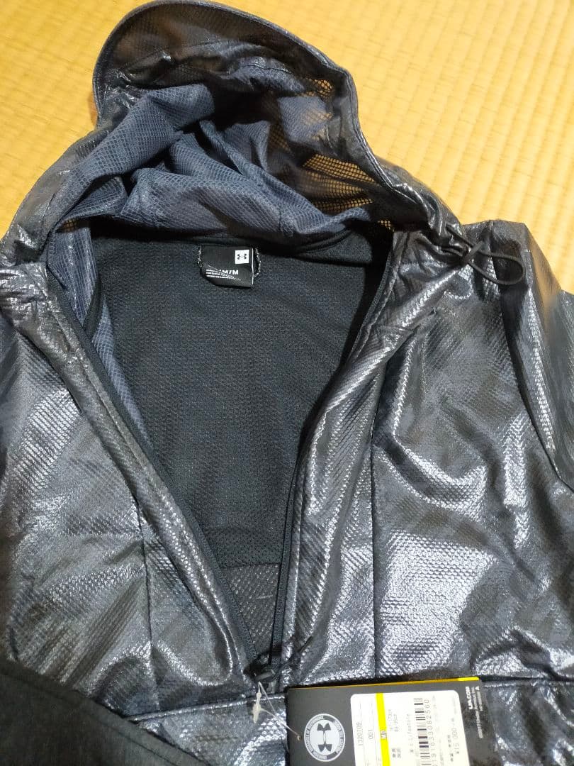 Under Armour Storm 防水ジャケット