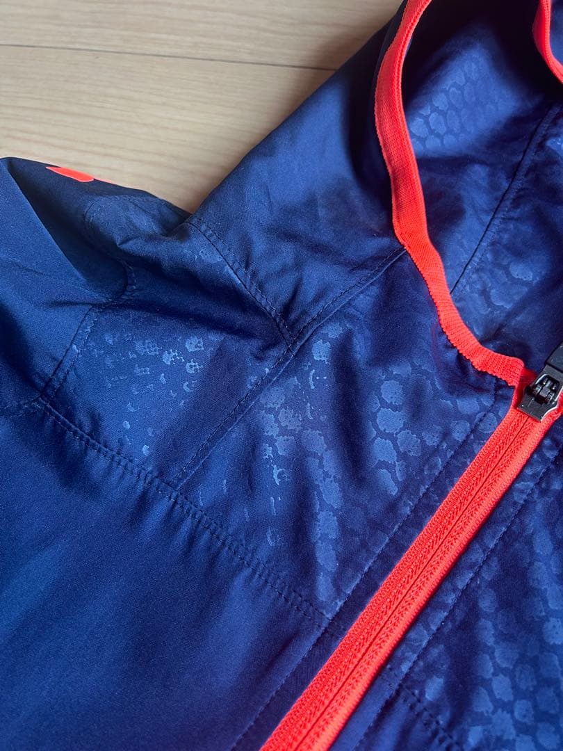 UNDER ARMOUR ウィンドブレーカー ネイビー/オレンジ