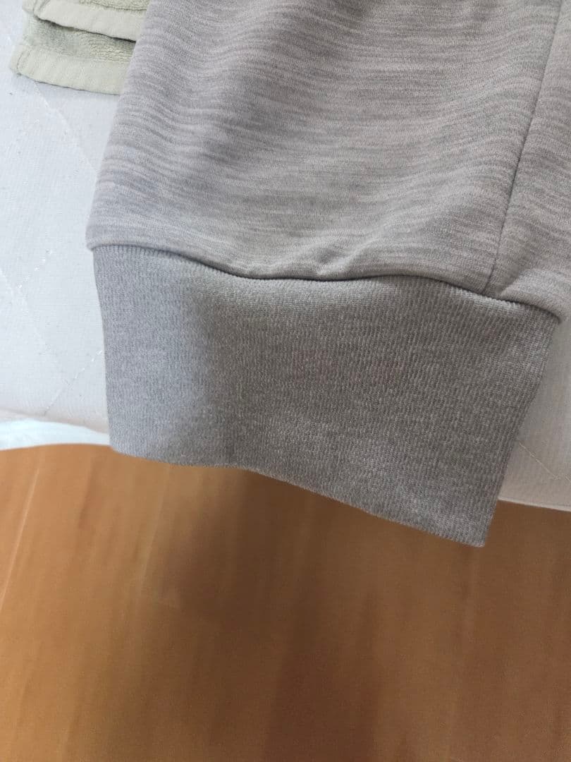 DESCENTE グレー ジャージ上下