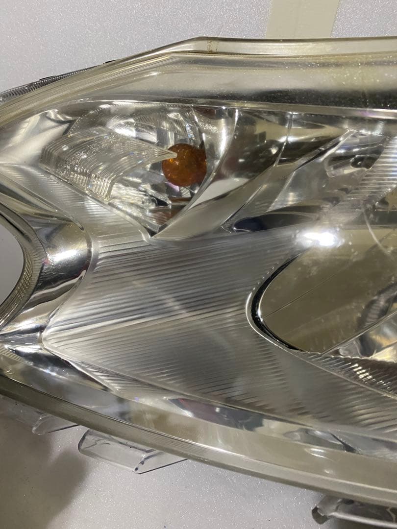 日産 ノート E11 前期 純正 ハロゲン ヘッドライト 左右セット