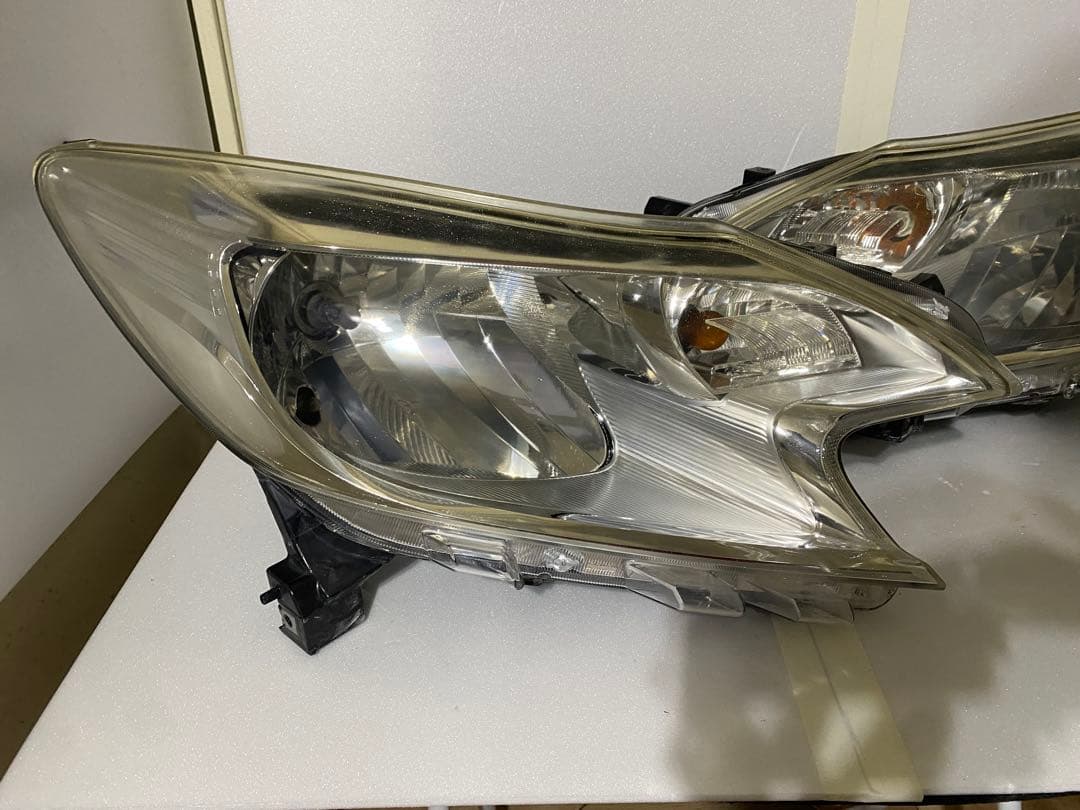 日産 ノート E11 前期 純正 ハロゲン ヘッドライト 左右セット