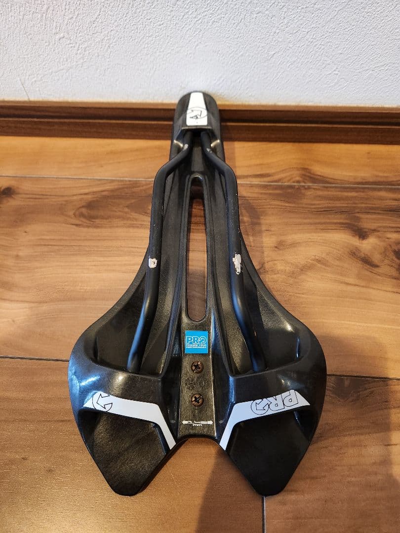 シマノ　PRO　プロ　FALCON　ファルコン　サドル