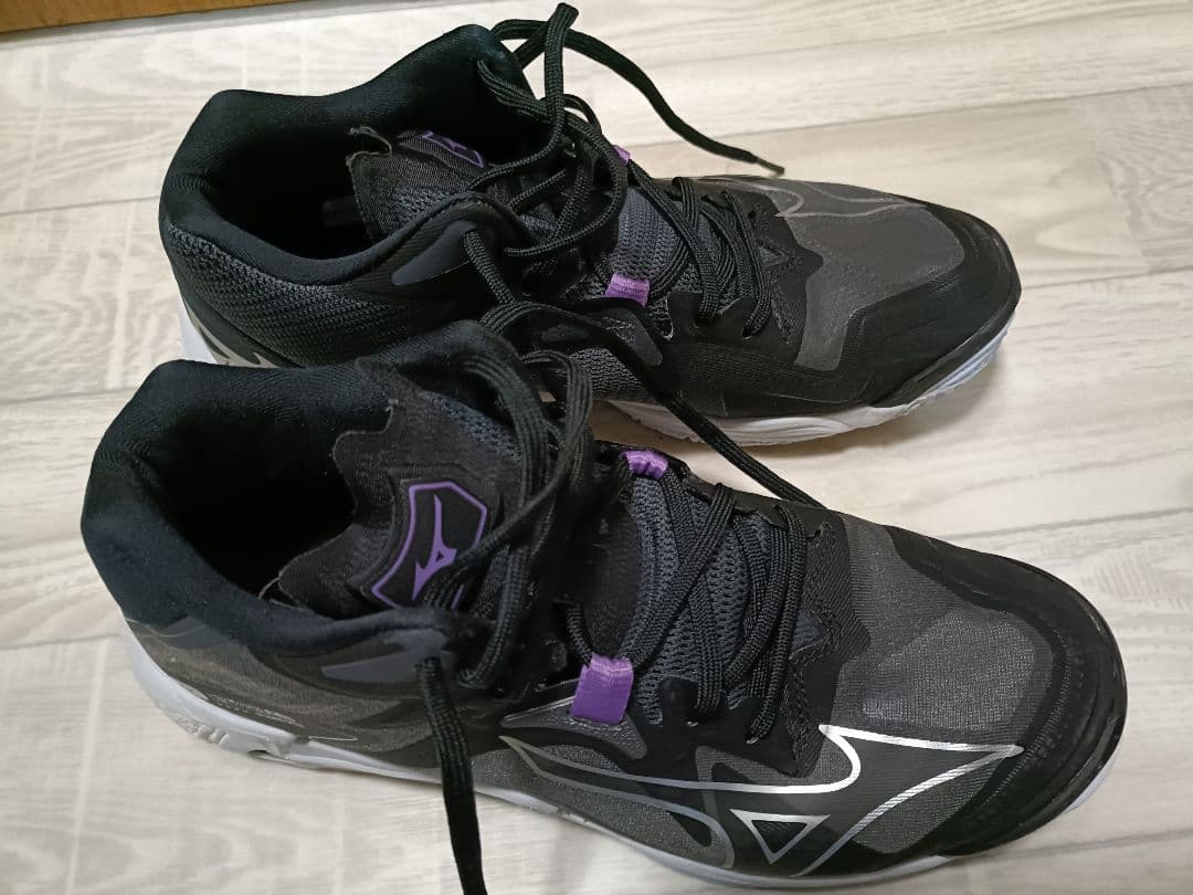Mizuno ウェーブライトニング　Z8MIDバレーボールシューズ 27.0cm