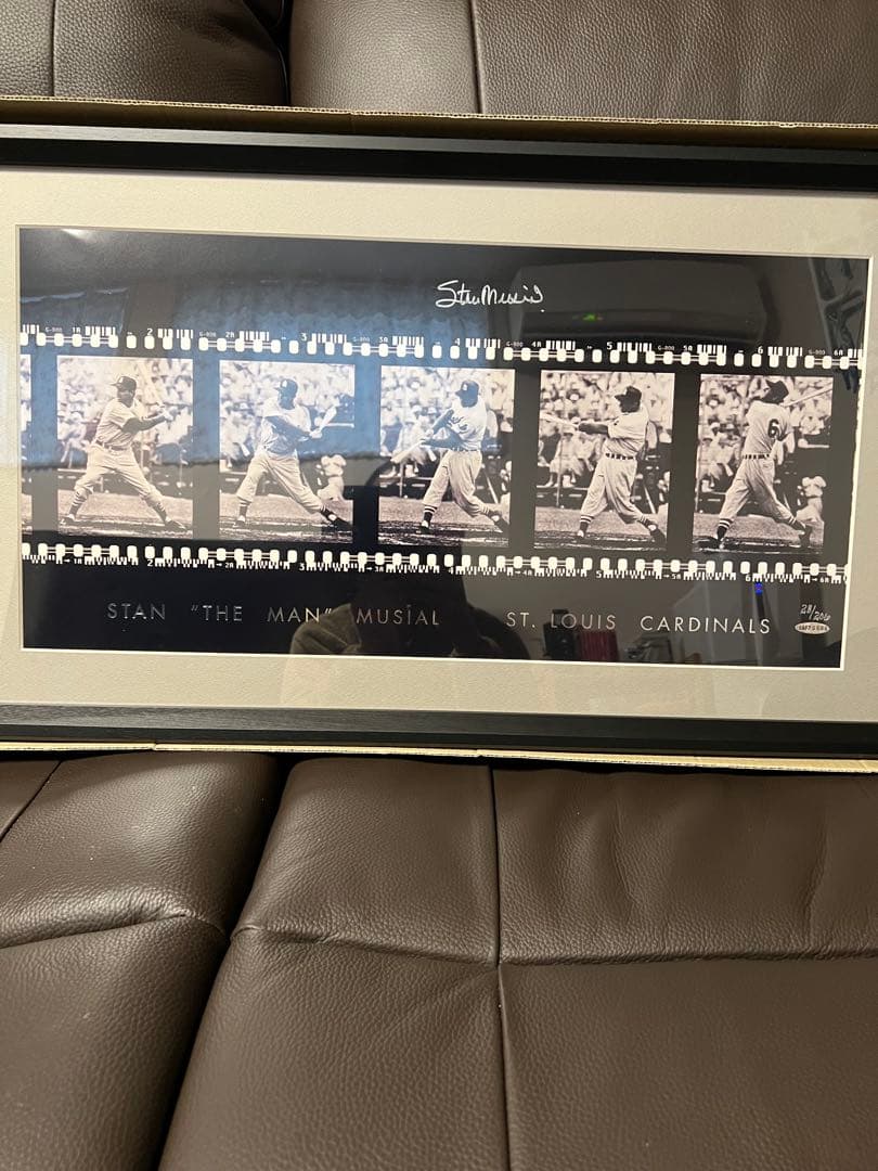 【UPPER DECK】スタン・ミュージアル 直筆サイン入り写真 28/200