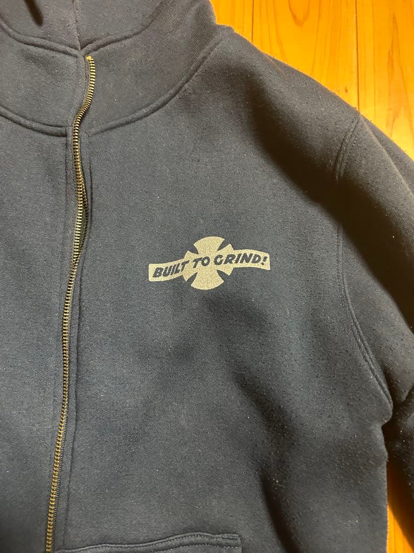 independent 00s フーディ