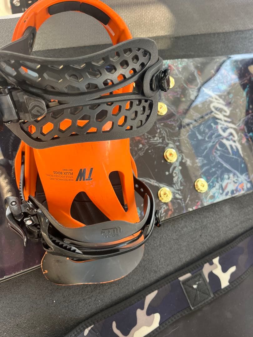 YONEX ACHASE スノーボード 151 ビンディングFLUXのSサイズ