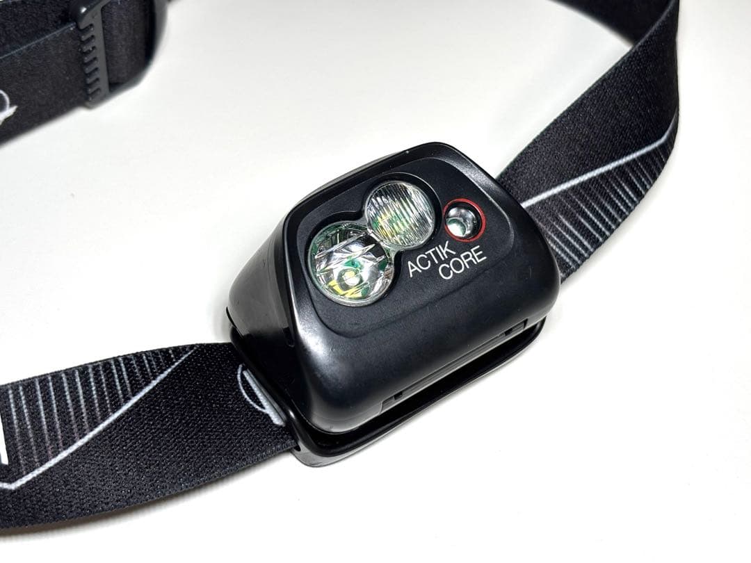 新品 PETZL(ペツル)LED アクティック コア 450ルーメン