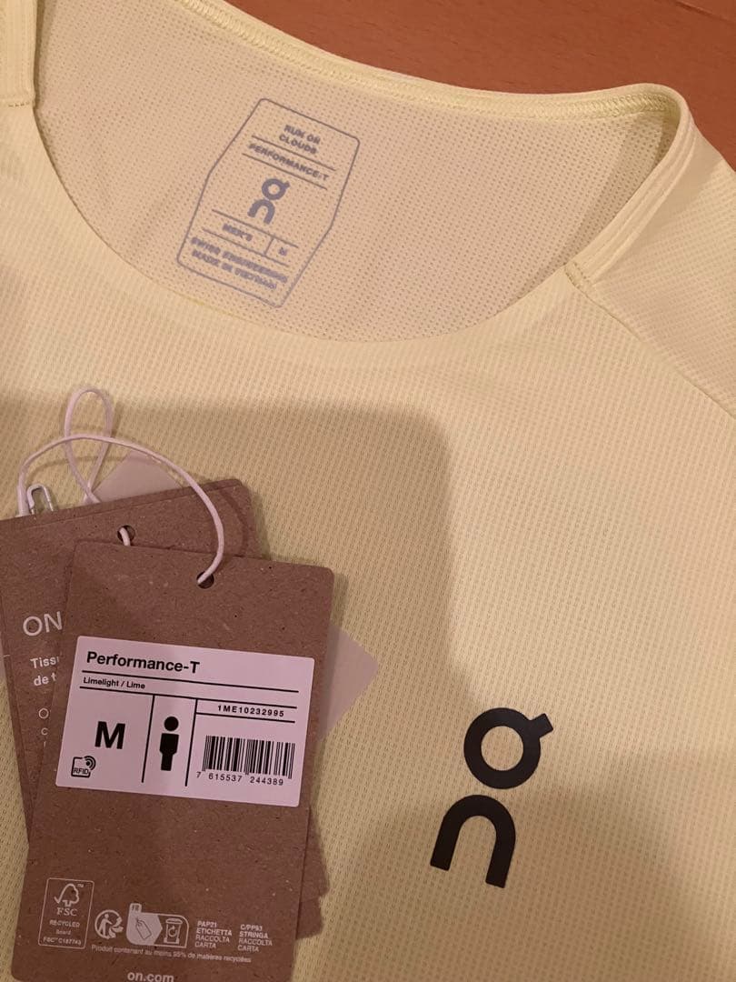 8月27日まで出品❗️【美品】ON Performance-T M イエロー