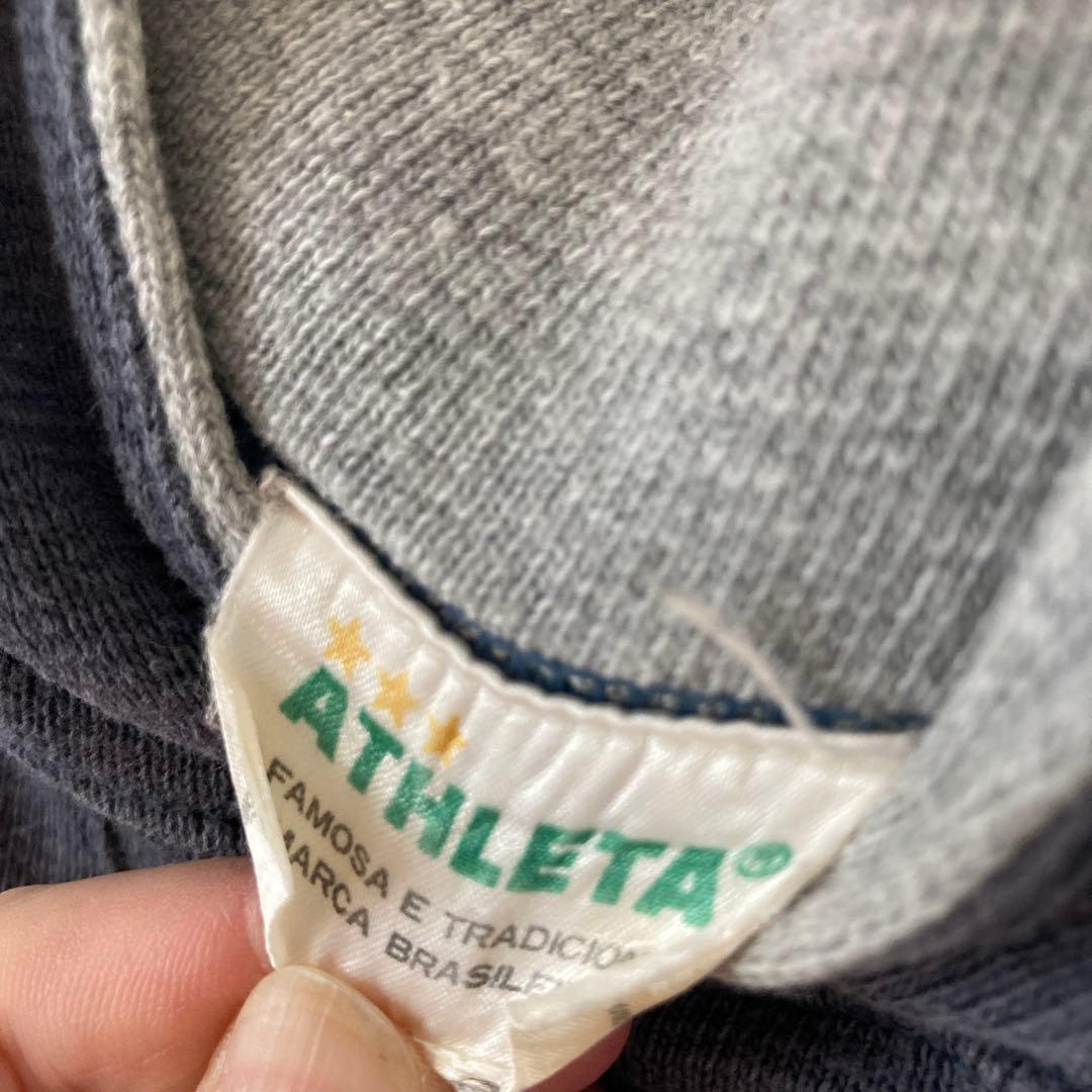 ATHLETA ネイビーパーカー