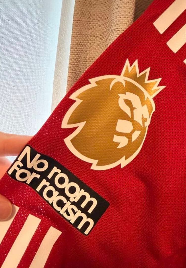 Adidas Liverpool FC オーセンティック長袖ユニフォーム