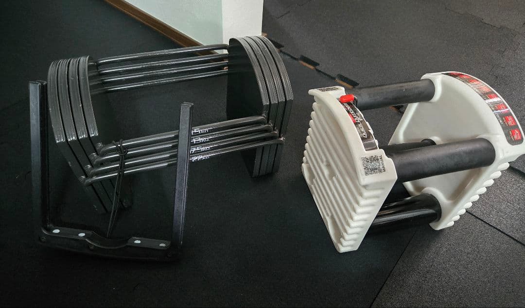 可変式ブロックダンベル　２２kg　２セット➀