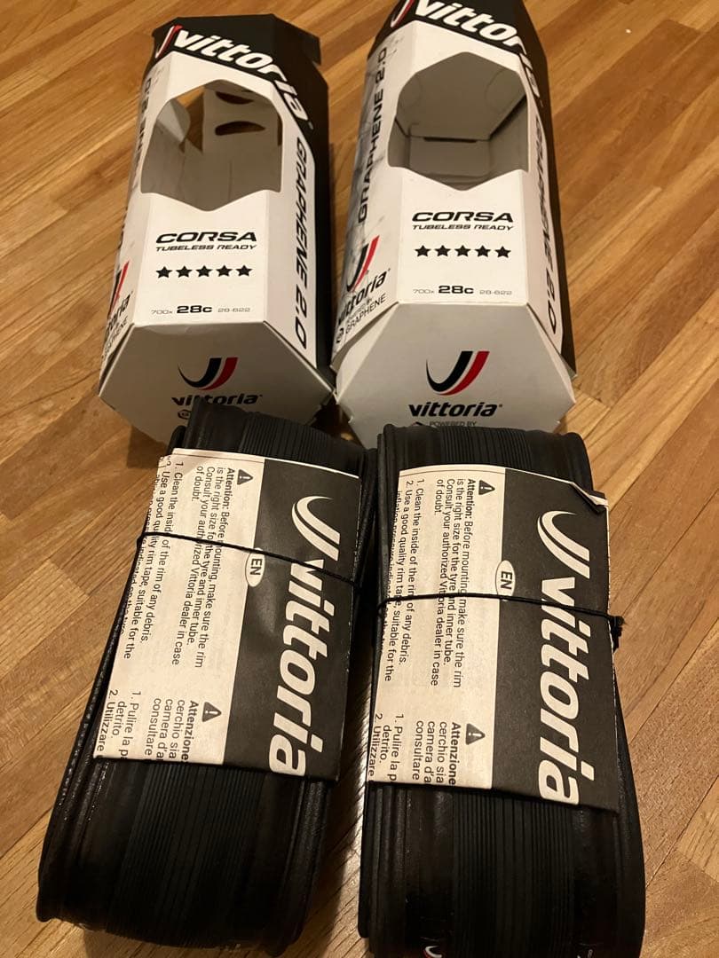 未使用品2本セットVittoria Corsa G2.0 700x28C TLR