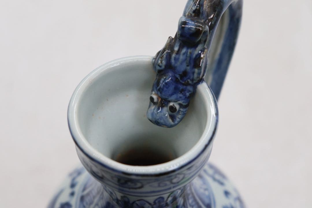 中国　染付　龍柄鳳紋瓶　大明宣徳年製銘　送料込み260331