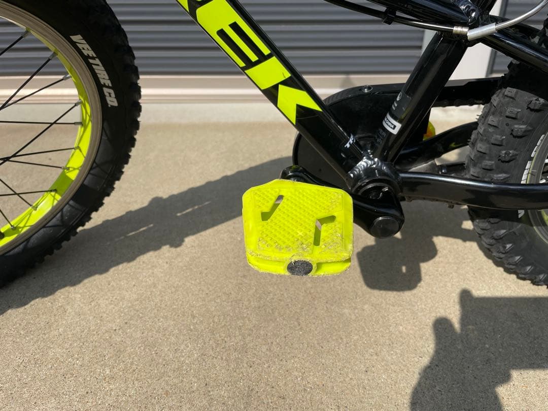 TREK PRECALIBER 16インチ 足利市手渡し限定　おまけ付 トレック