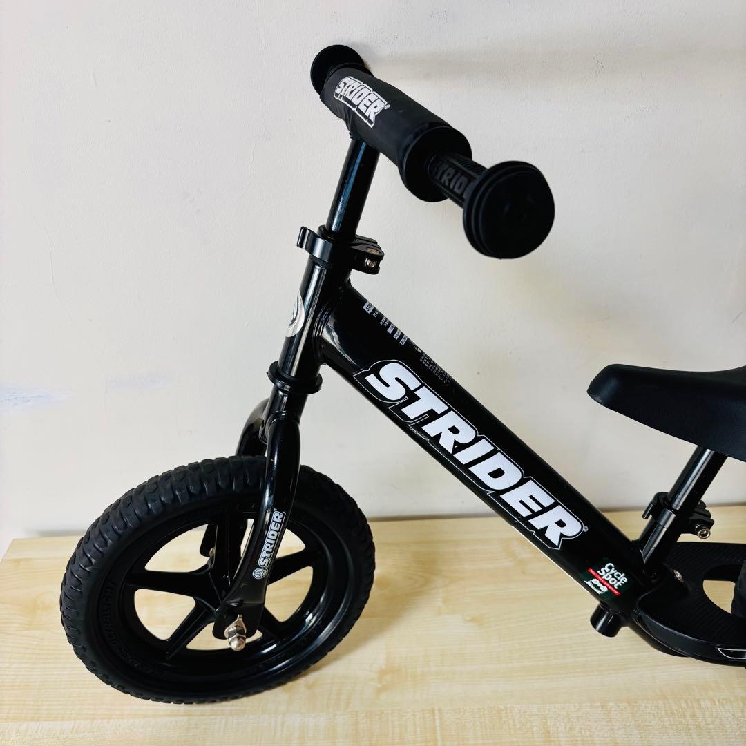 【美品】STRIDER バランスバイク ブラック12インチ SPORT 正規品