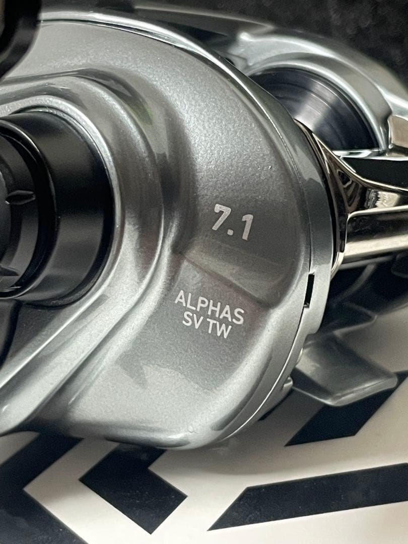【美品】ダイワ 21 アルファス SV TW 800HL 左巻き
