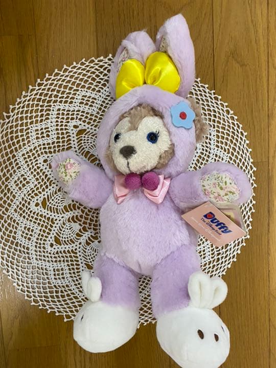 ダッフィ　イースターメイぬいぐるみ海外未使用タグ付き