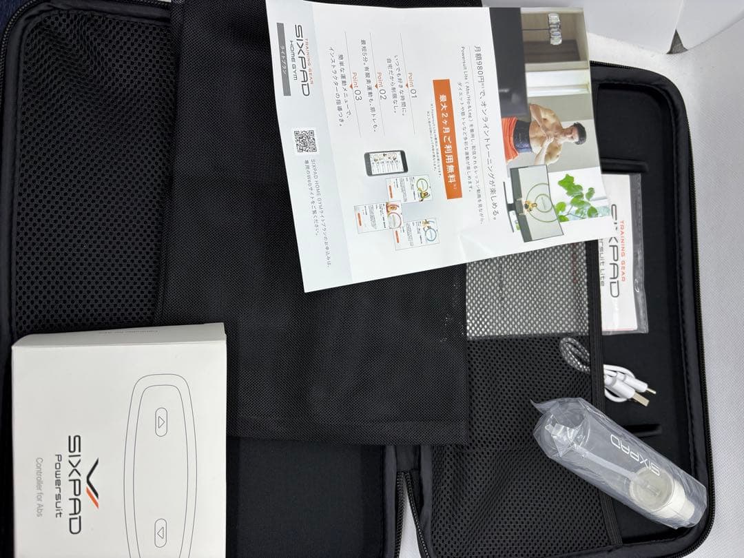 【三連休特別価格】【美品】SIXPAD パワースーツアブズ L